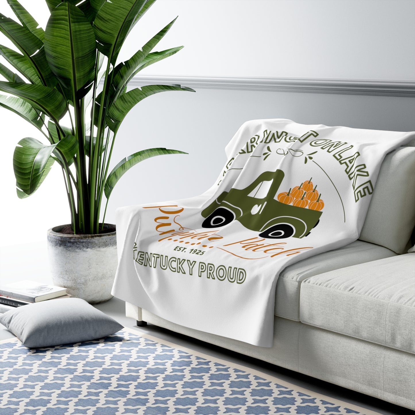 Herrington Lake Pumpkin Patch Sherpa Fleece Blanket (White)