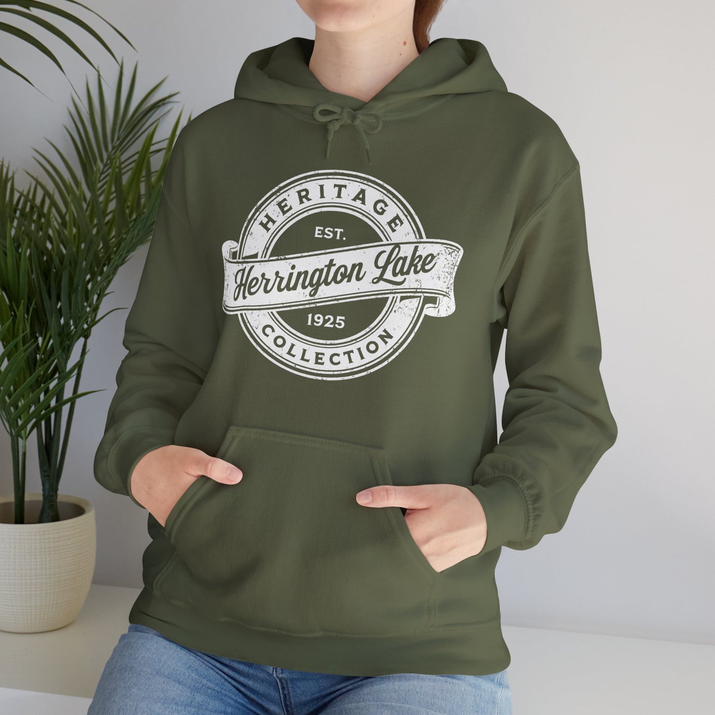 Vintage Herrington Lake Heritage Collection Unisex Heavy Blend™ Hooded Sweatshirt